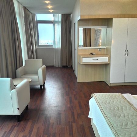 Guney Adana Otel Ngoại thất bức ảnh