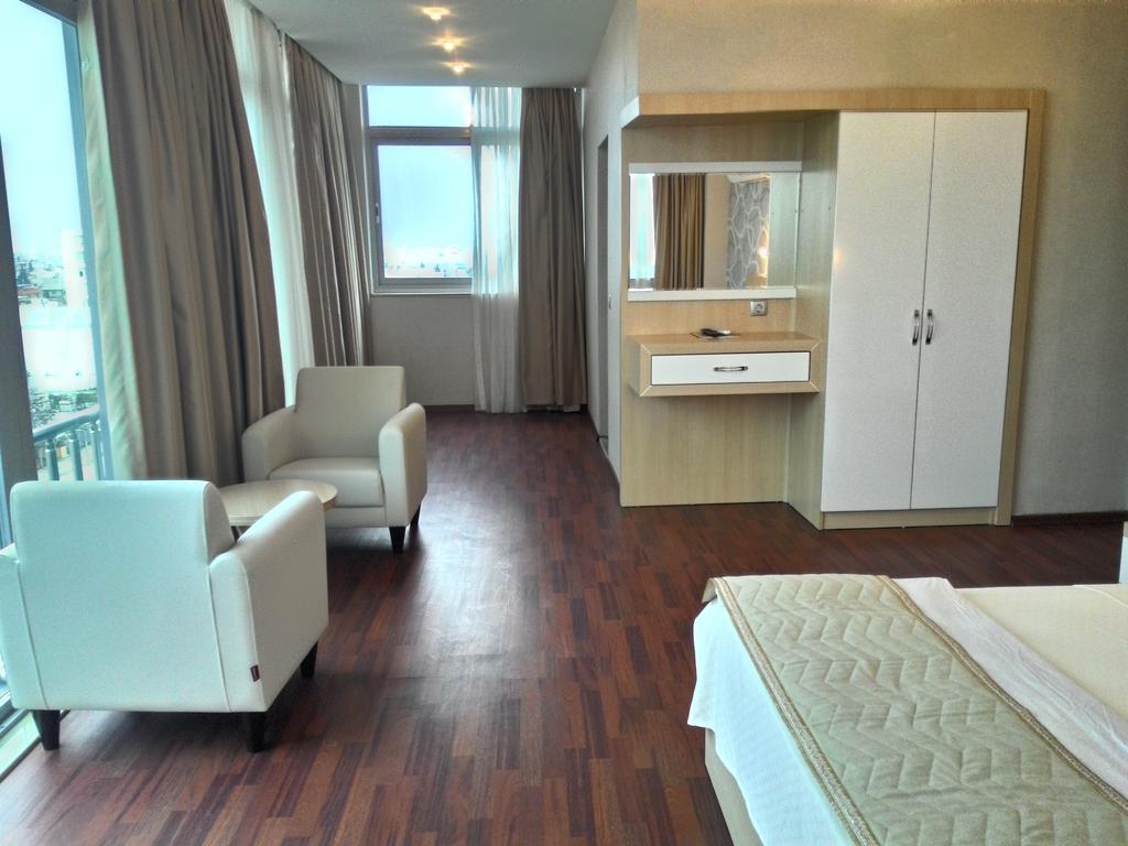 Guney Adana Otel Ngoại thất bức ảnh